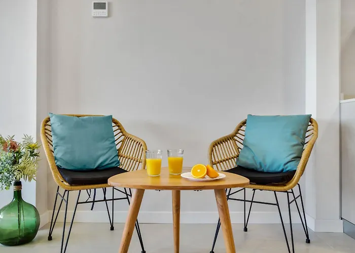 Moderno, Con Vistas Y Garaje A 100 Metros De La Playa * Torremolinos